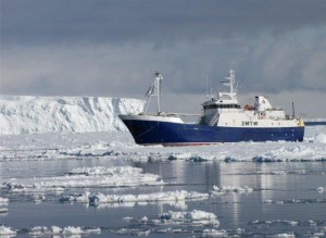 The Janas fishing for Antarctic Toothfish in the Ross Sea